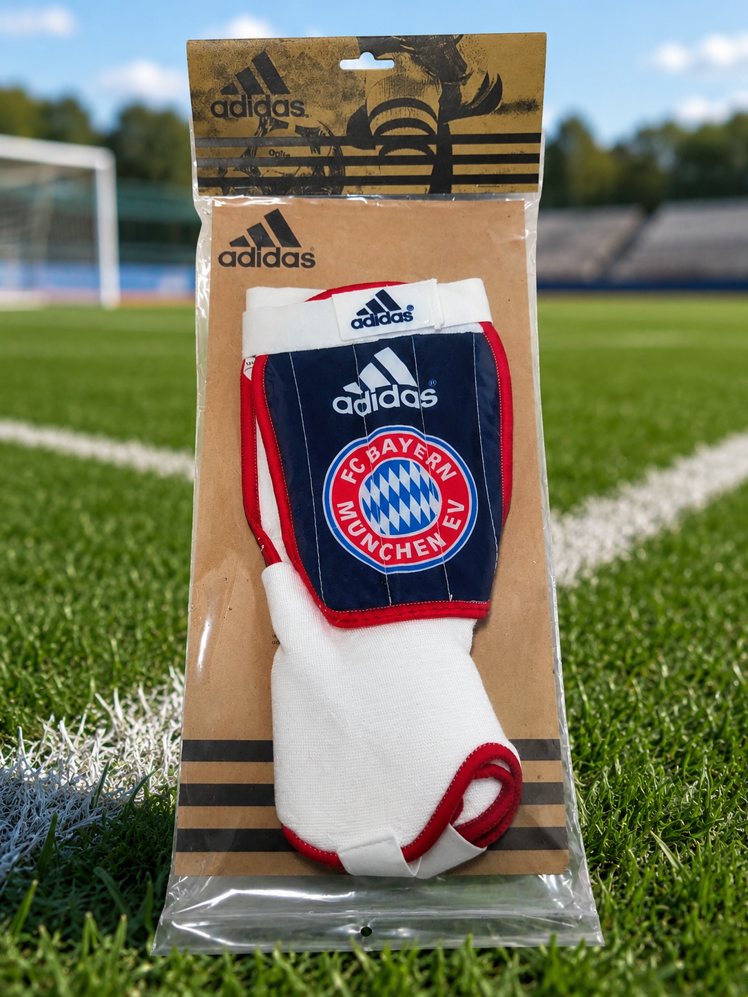 Adidas benskydd FC Bayern München - Stl S
